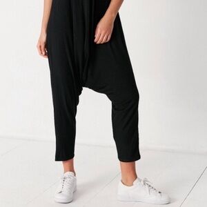 Silence + Noise Women’s Convertible Black Gray Romper Harem Man Repeller pants M